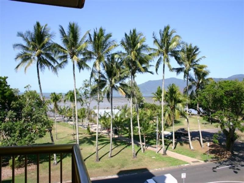 19/249 Esplanade, Cairns North QLD 4870