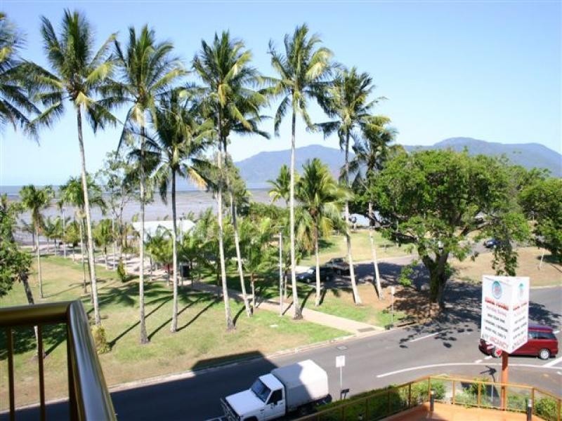 19/249 Esplanade, Cairns North QLD 4870