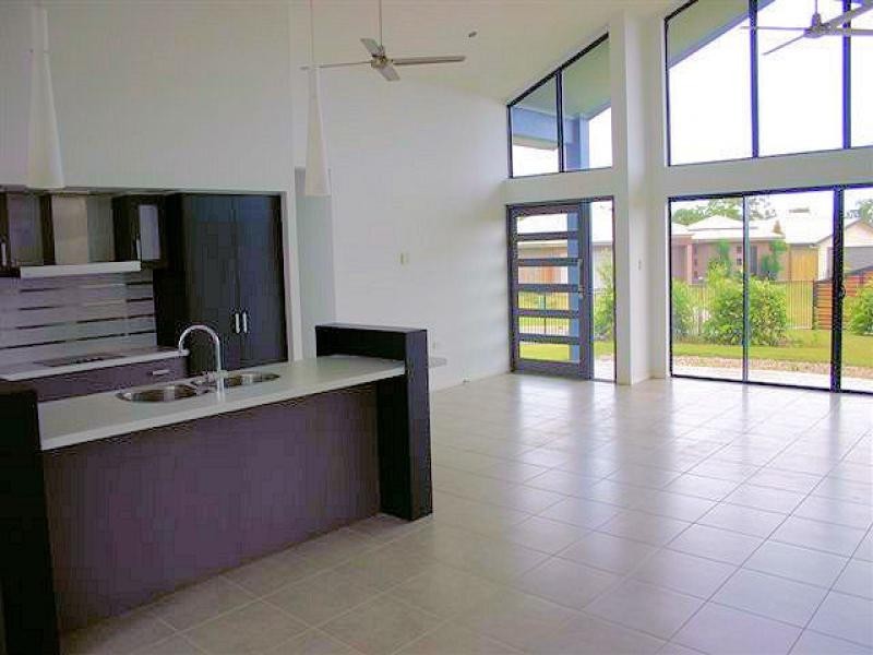 1 Pollock Close, Bentley Park QLD 4869