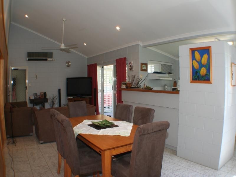 3/3-4 Seary Street, Whitfield QLD 4870