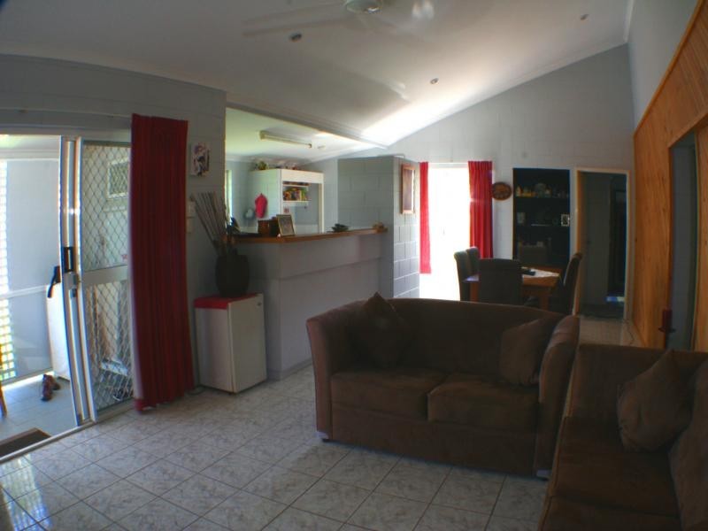 3/3-4 Seary Street, Whitfield QLD 4870