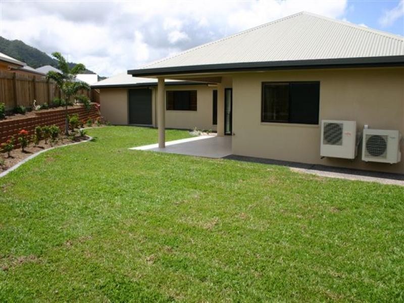 67 Norfolk Circuit, Redlynch QLD 4870