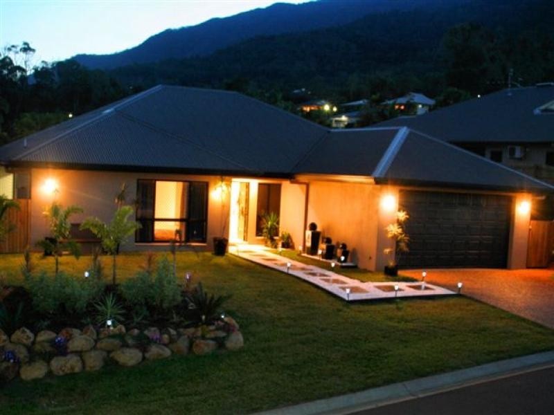 34 Regent Avenue, Redlynch QLD 4870