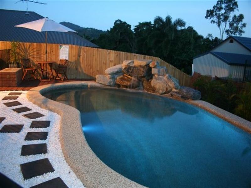 34 Regent Avenue, Redlynch QLD 4870