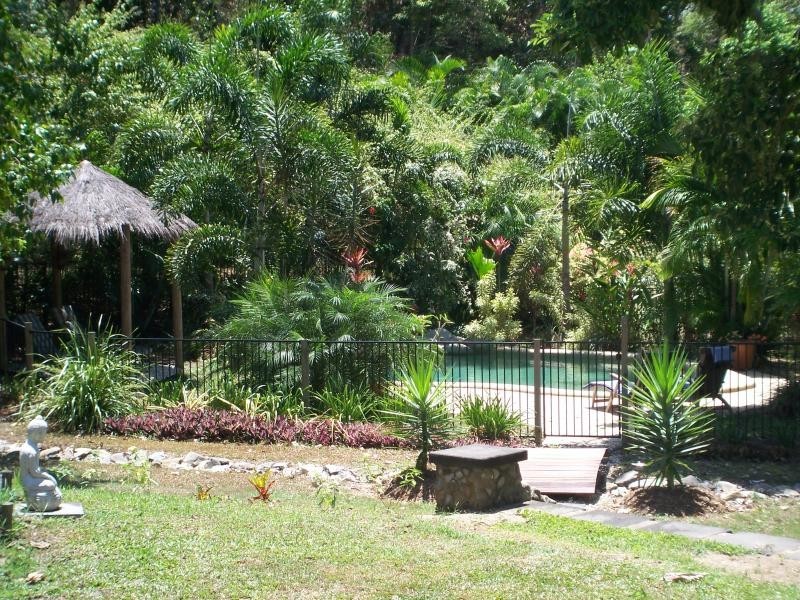 1 Thrush Terrace, Clifton Beach QLD 4879