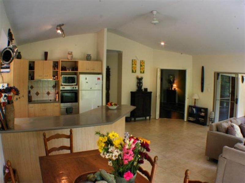 1 Thrush Terrace, Clifton Beach QLD 4879