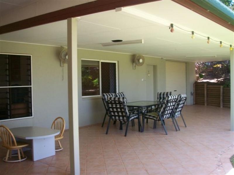 16 Barcoo Close, Bentley Park QLD 4869