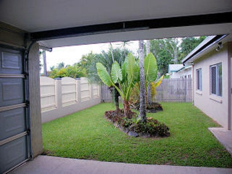 141 Swallow Street, Mooroobool QLD 4870