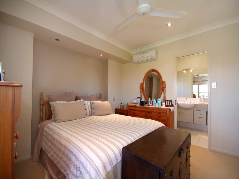 23 Messina Close, Kanimbla QLD 4870