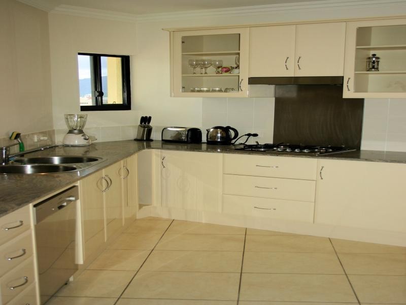 3/801 Abbott Street, Cairns QLD 4870