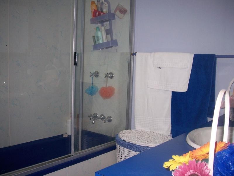 42 Collinson Street, Westcourt QLD 4870