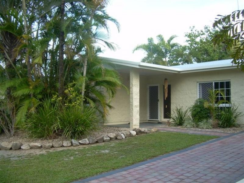 21 Frankston Street, Kewarra Beach QLD 4879