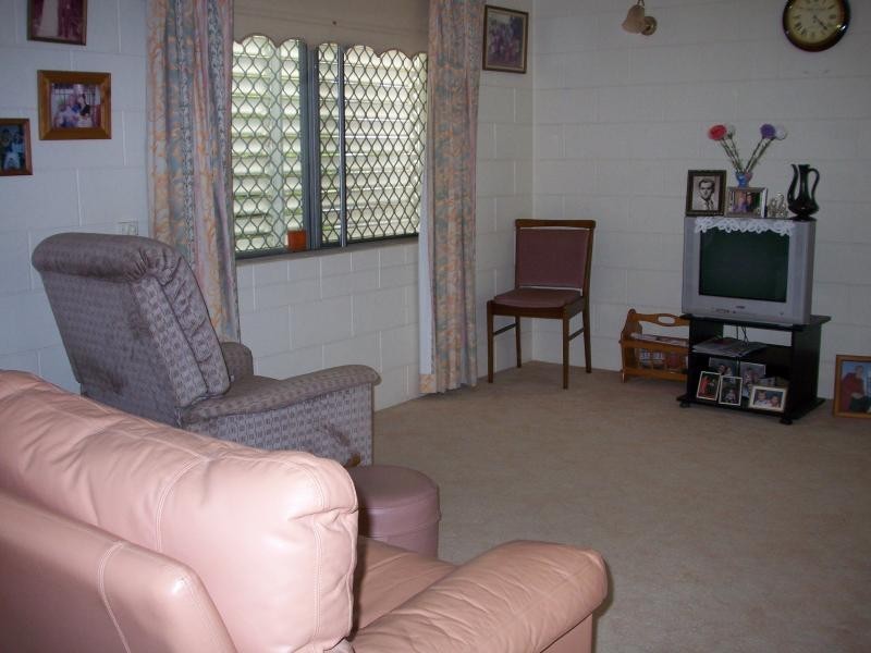 24 Banksia Street, Mooroobool QLD 4870