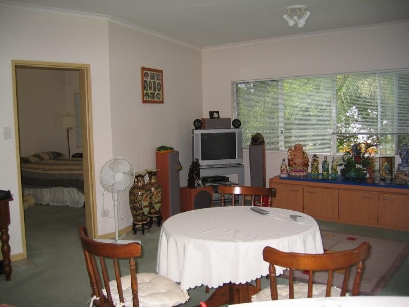 8/25 Digger Street, Cairns North QLD 4870