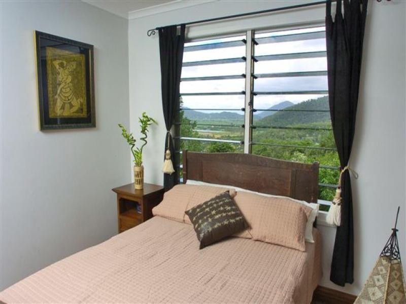 165 Stanton Road, Smithfield QLD 4878