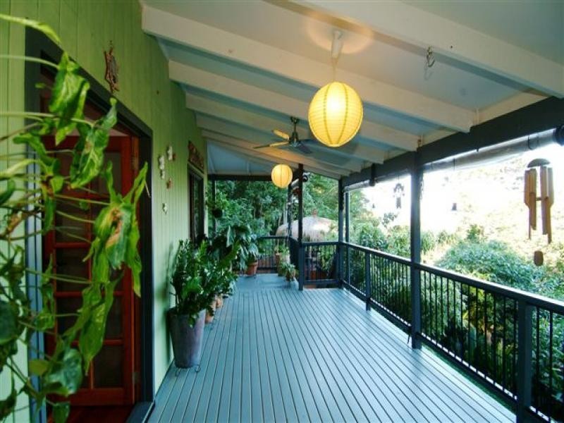 165 Stanton Road, Smithfield QLD 4878
