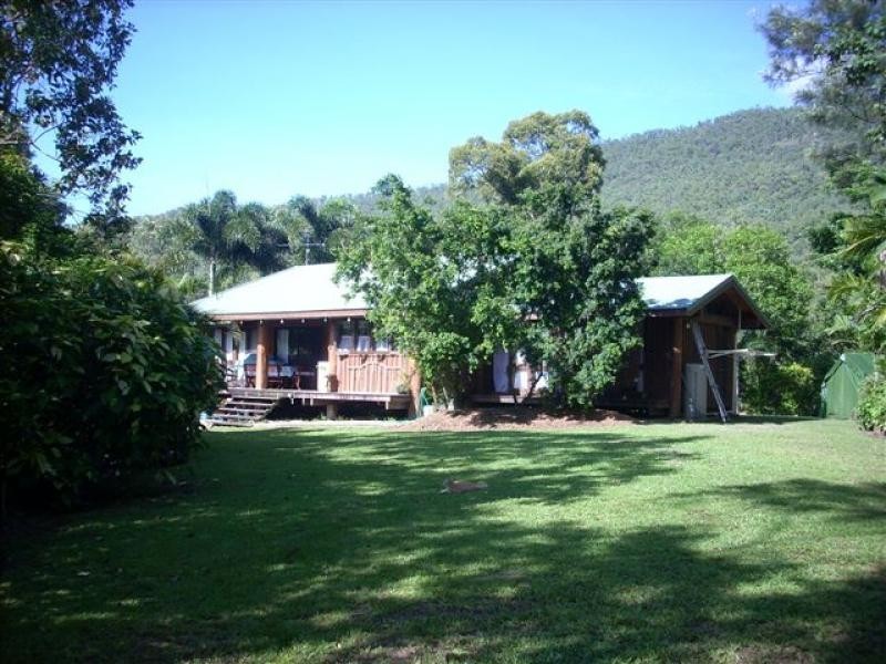 242 Dempsey Street, Gordonvale QLD 4865