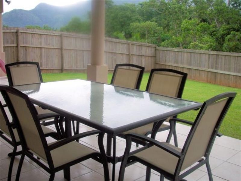 33 Goodsell Drive, Bentley Park QLD 4869