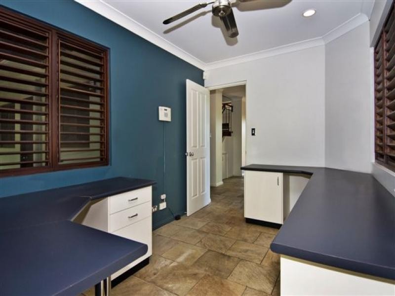 1 Queenley Close, Edge Hill QLD 4870