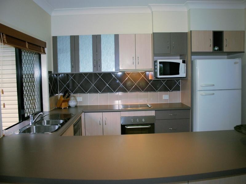 31 Sunbird Drive, Woree QLD 4868