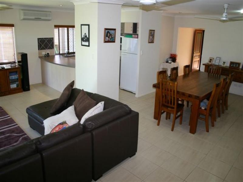 31 Sunbird Drive, Woree QLD 4868