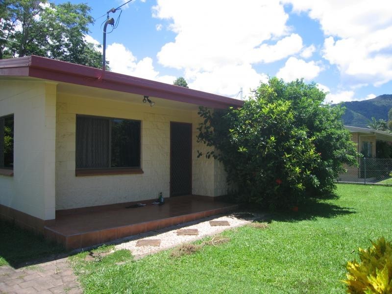 10 Harper Close, Manunda QLD 4870