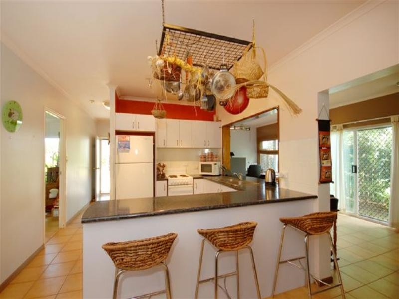 4 Bedarra Close, Mount Sheridan QLD 4868