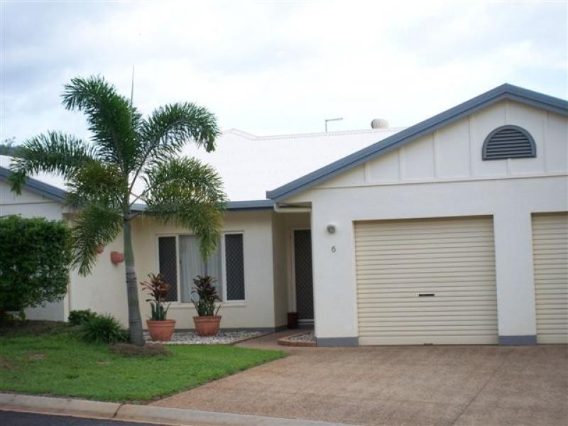 6 Barcoo Close, Bentley Park QLD 4869