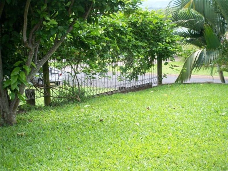 6 Barcoo Close, Bentley Park QLD 4869