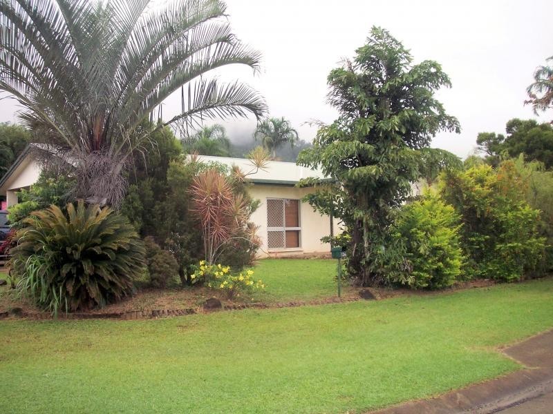 136 Robert Road, Bentley Park QLD 4869