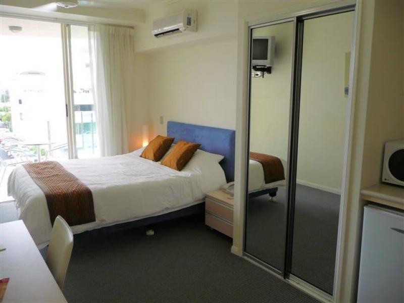 402/6 Lake Street, Cairns City QLD 4870
