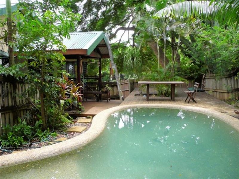 93 Aeroglen Drive, Stratford QLD 4870