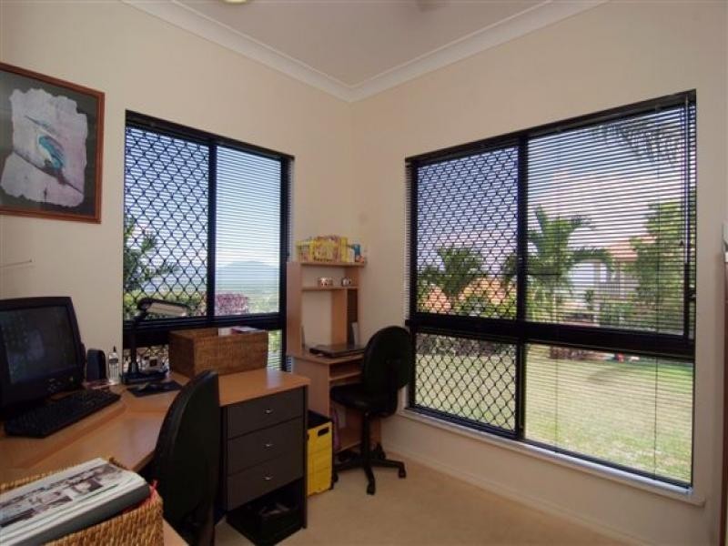 16 Hanah Close, Mount Sheridan QLD 4868