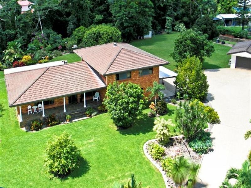 2 Sapphire Close, Bayview Heights QLD 4868