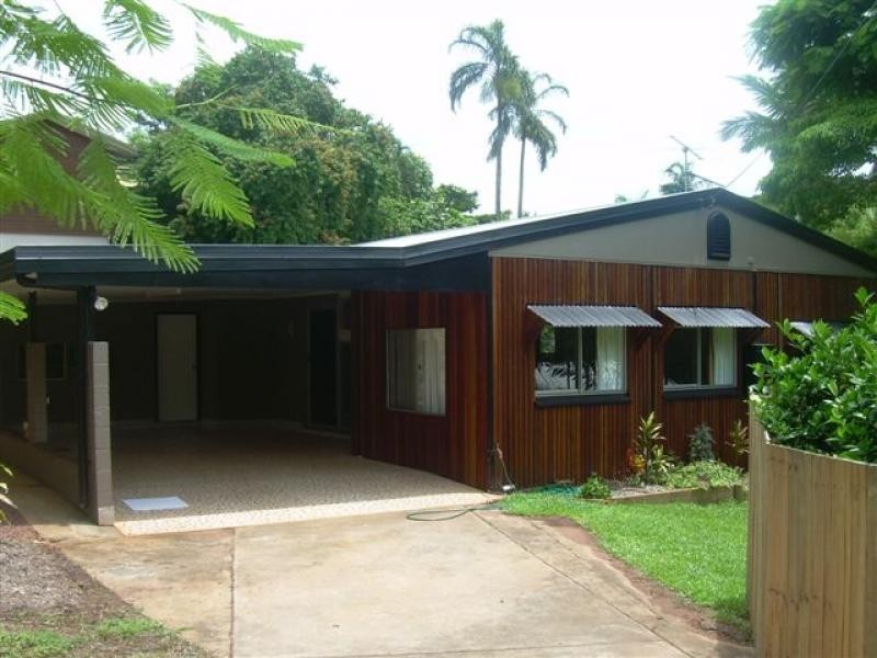 8 Duffy Street, Freshwater QLD 4870