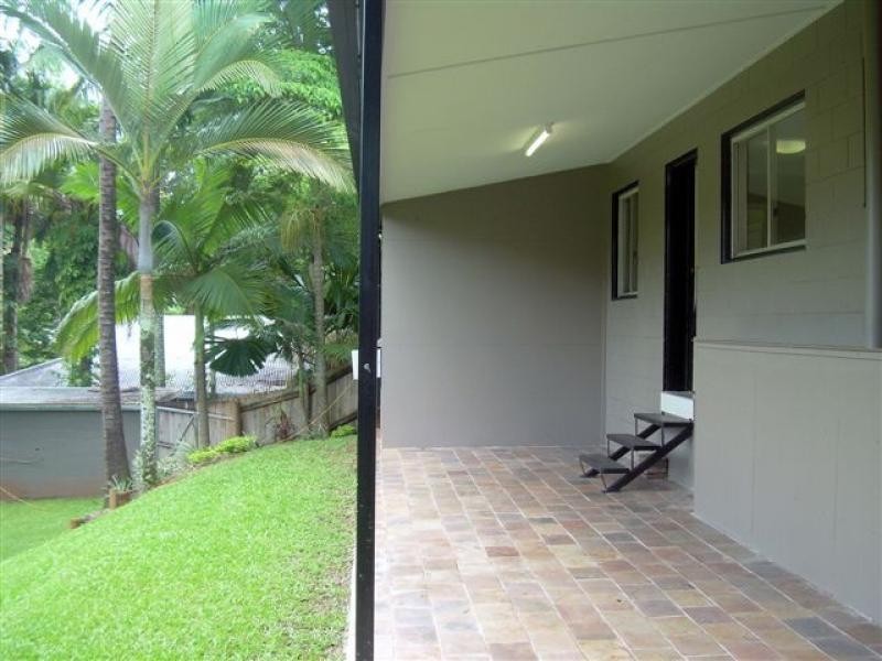 8 Duffy Street, Freshwater QLD 4870