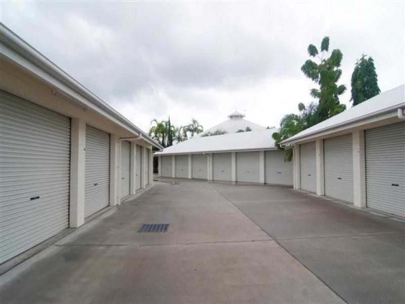 1/312 Lake Street, Cairns North QLD 4870