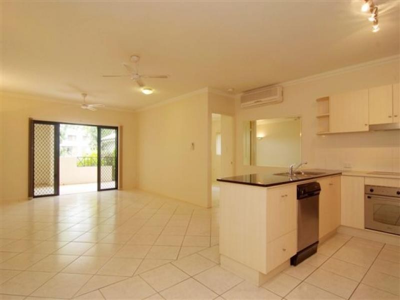 1/312 Lake Street, Cairns North QLD 4870