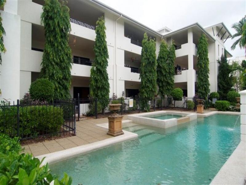 1/312 Lake Street, Cairns North QLD 4870