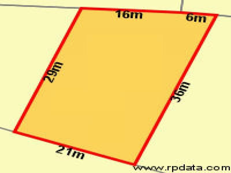 8 Bel-Air Drive, Whitfield QLD 4870