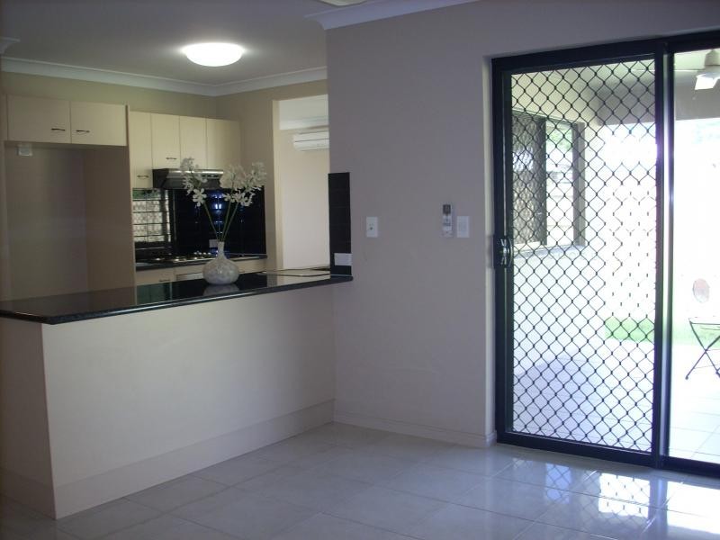 18 Pollock Close, Bentley Park QLD 4869