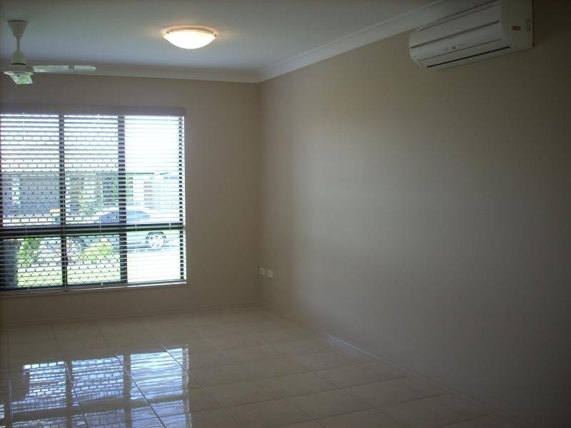 18 Pollock Close, Bentley Park QLD 4869