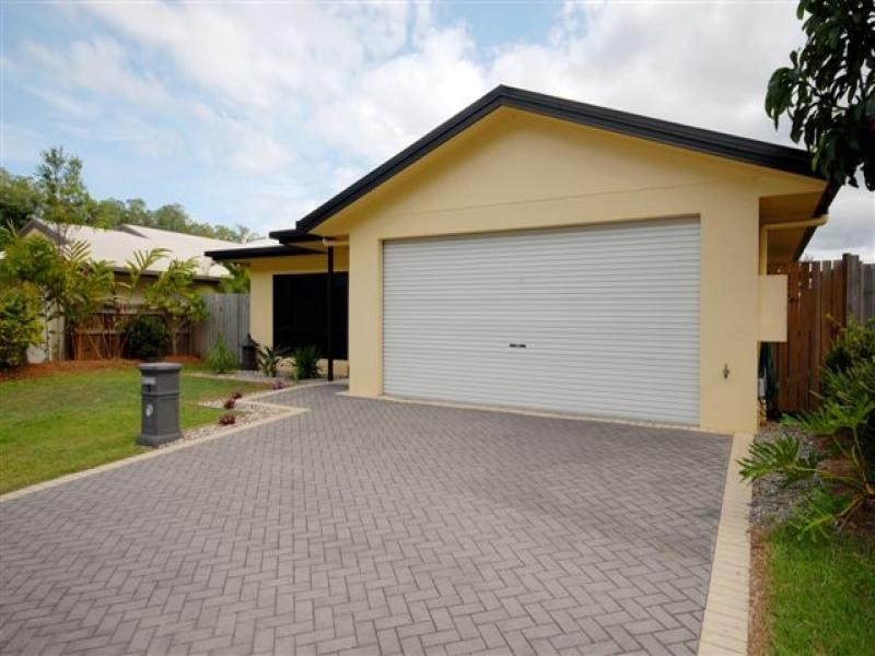 5 Surtees Close, Bentley Park QLD 4869