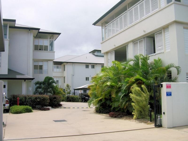 25/164 Spence Street, Cairns QLD 4870