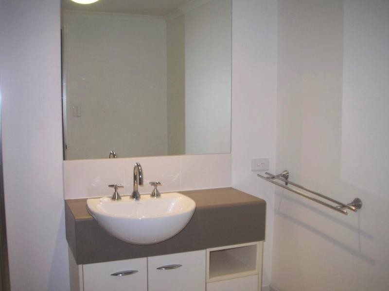 25/164 Spence Street, Cairns QLD 4870