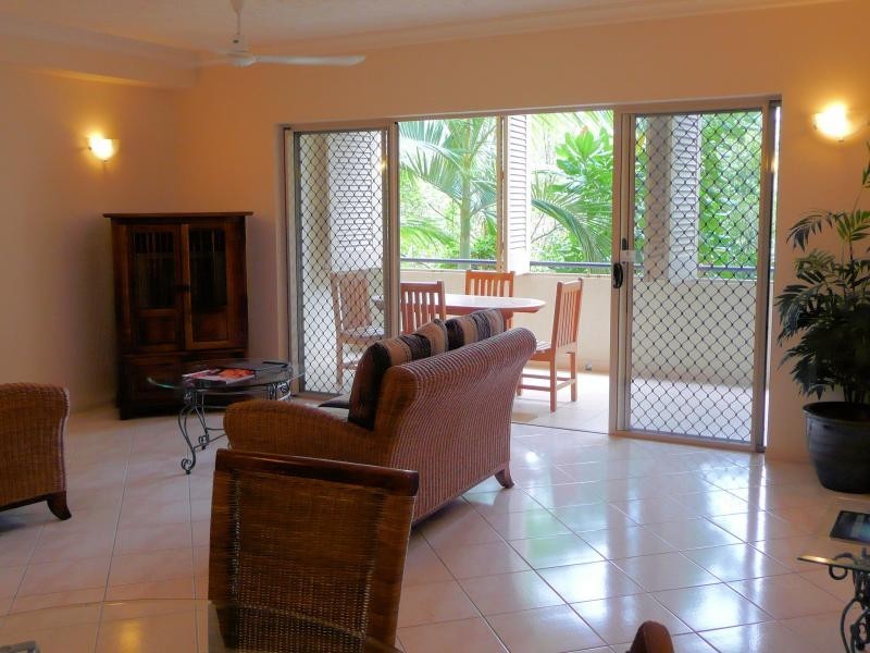 1607/373 McLeod Street, Cairns North QLD 4870