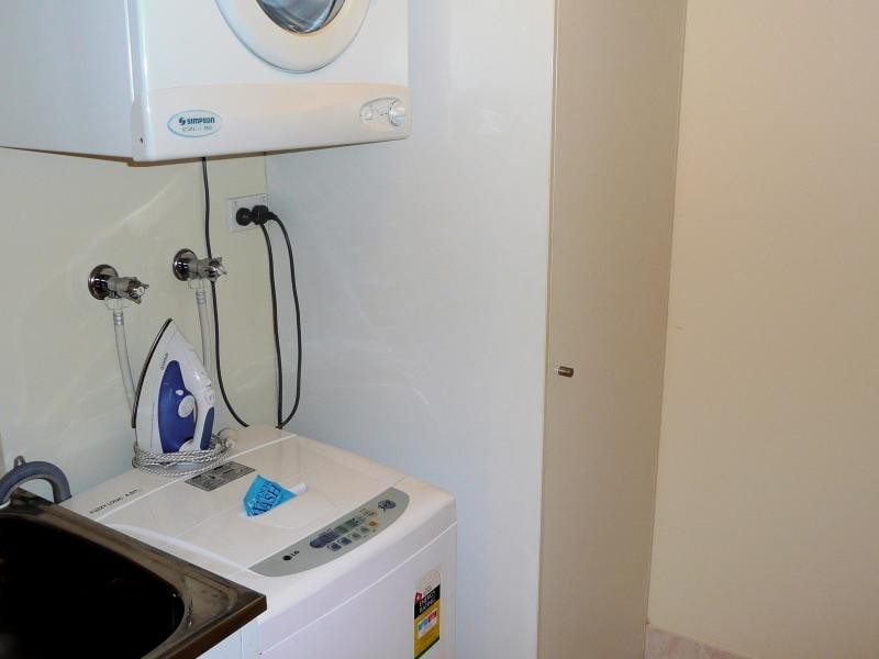 1607/373 McLeod Street, Cairns North QLD 4870