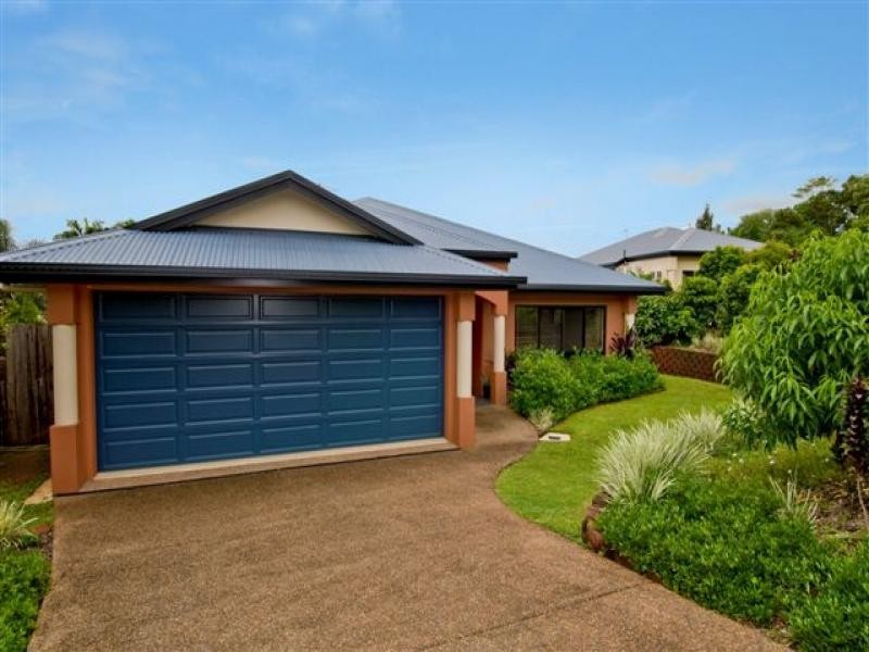 7 Barcoo Close, Bentley Park QLD 4869