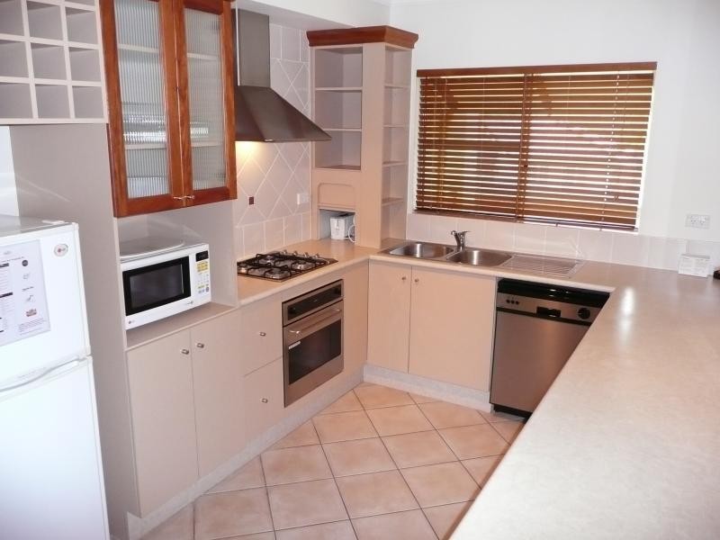 714/373 McLeod Street, Cairns North QLD 4870