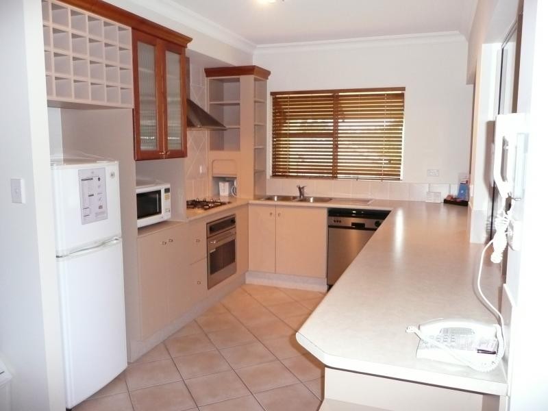 714/373 McLeod Street, Cairns North QLD 4870